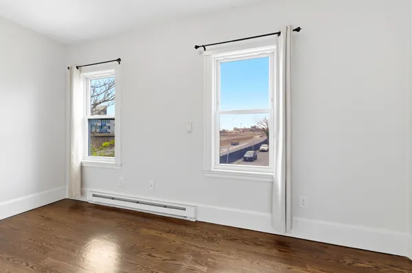 $620,000 | 20 Connecticut Avenue, Unit 2, Somerville, MA 02145