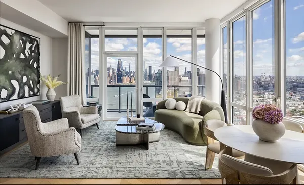 $14,500 | 60 Wharf Drive, Unit 4012 | Greenpoint