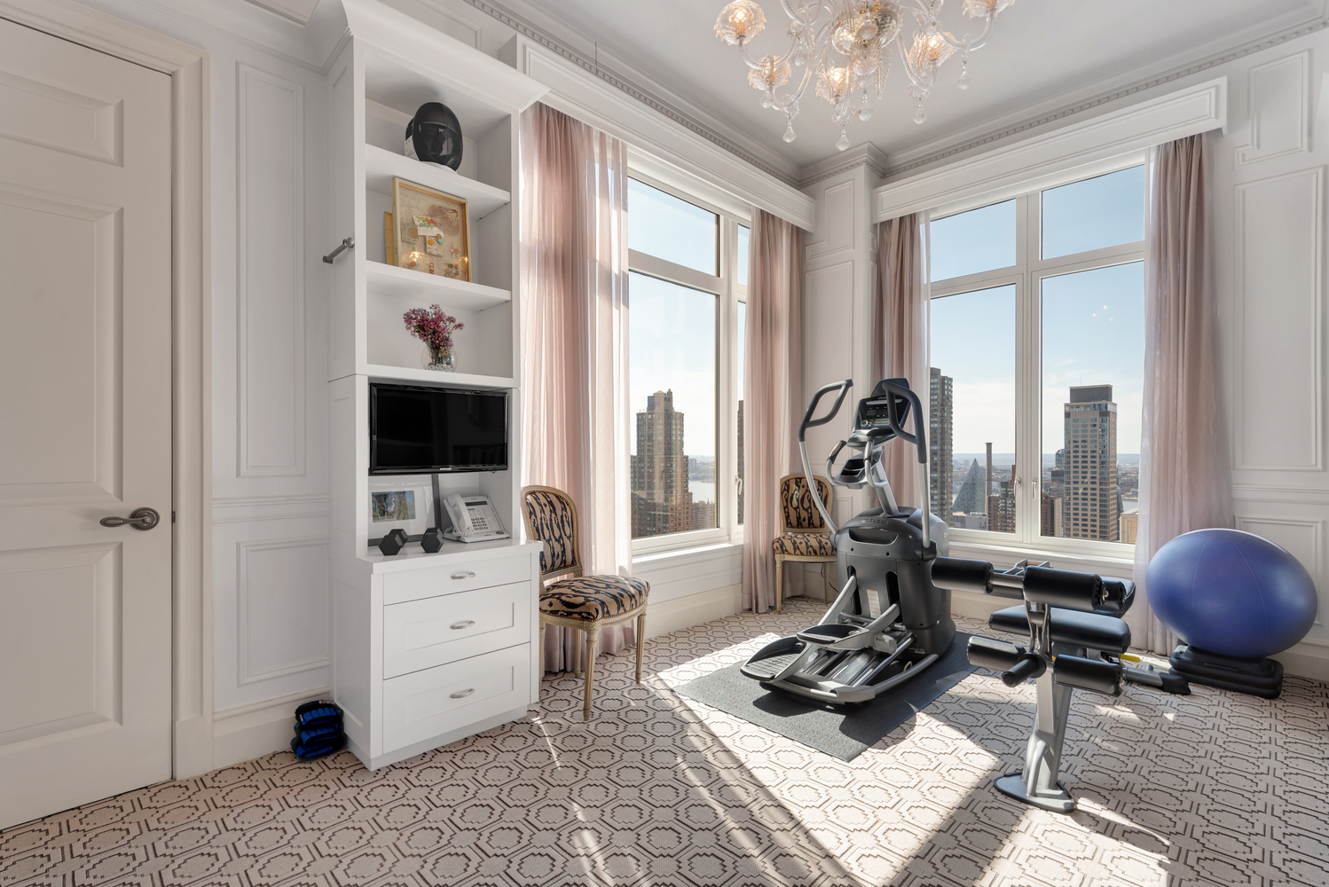 15 Central Park West, Unit 37A Manhattan, NY 10023 - Photo 18 of 23