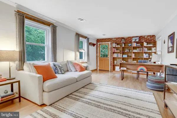 $4,175 | 8805 Menard Court, Alexandria, VA 22309