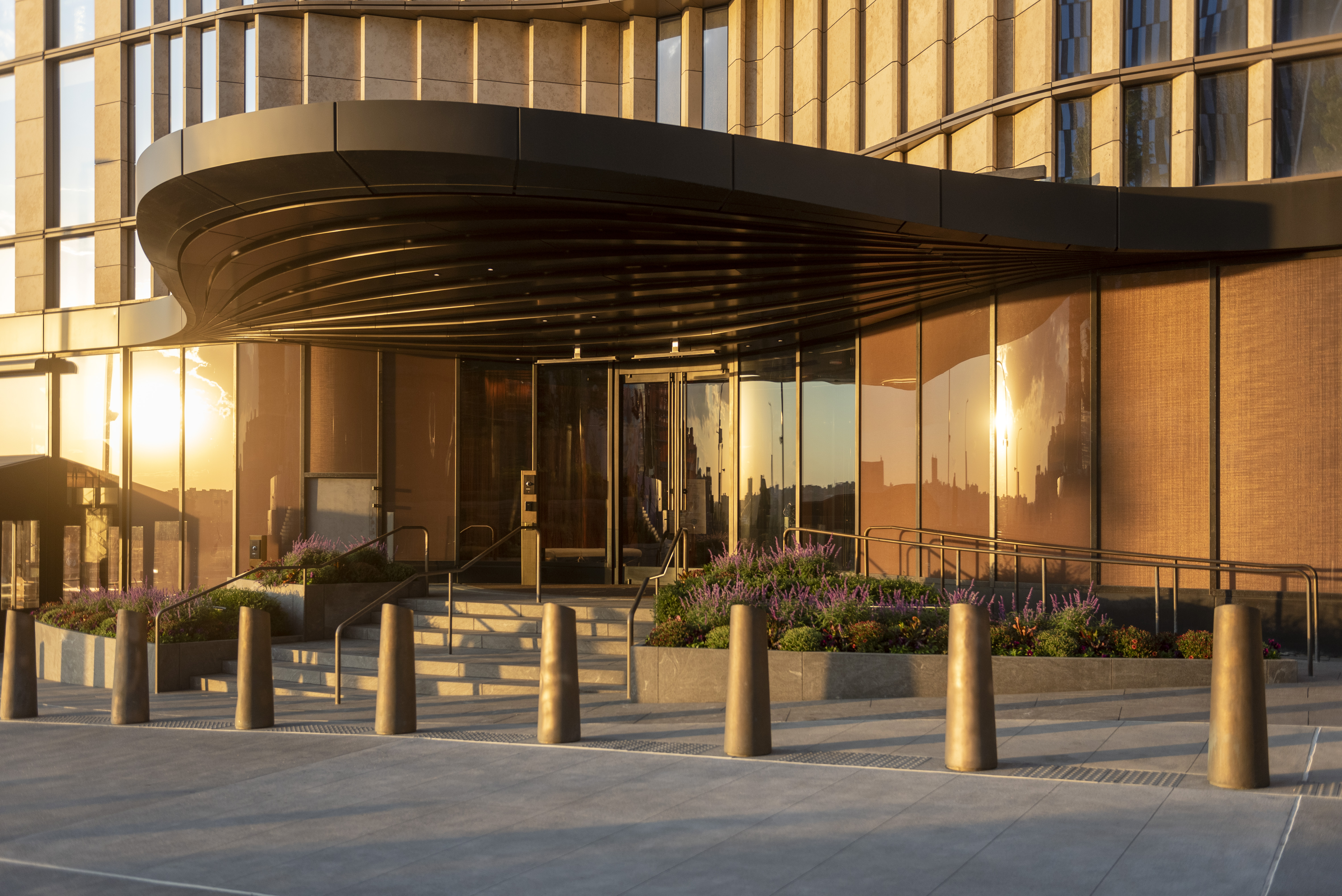 35 Hudson Yards, Unit 6201 Manhattan, NY 10001 - Photo 13 of 32 a view of entryway front of a house