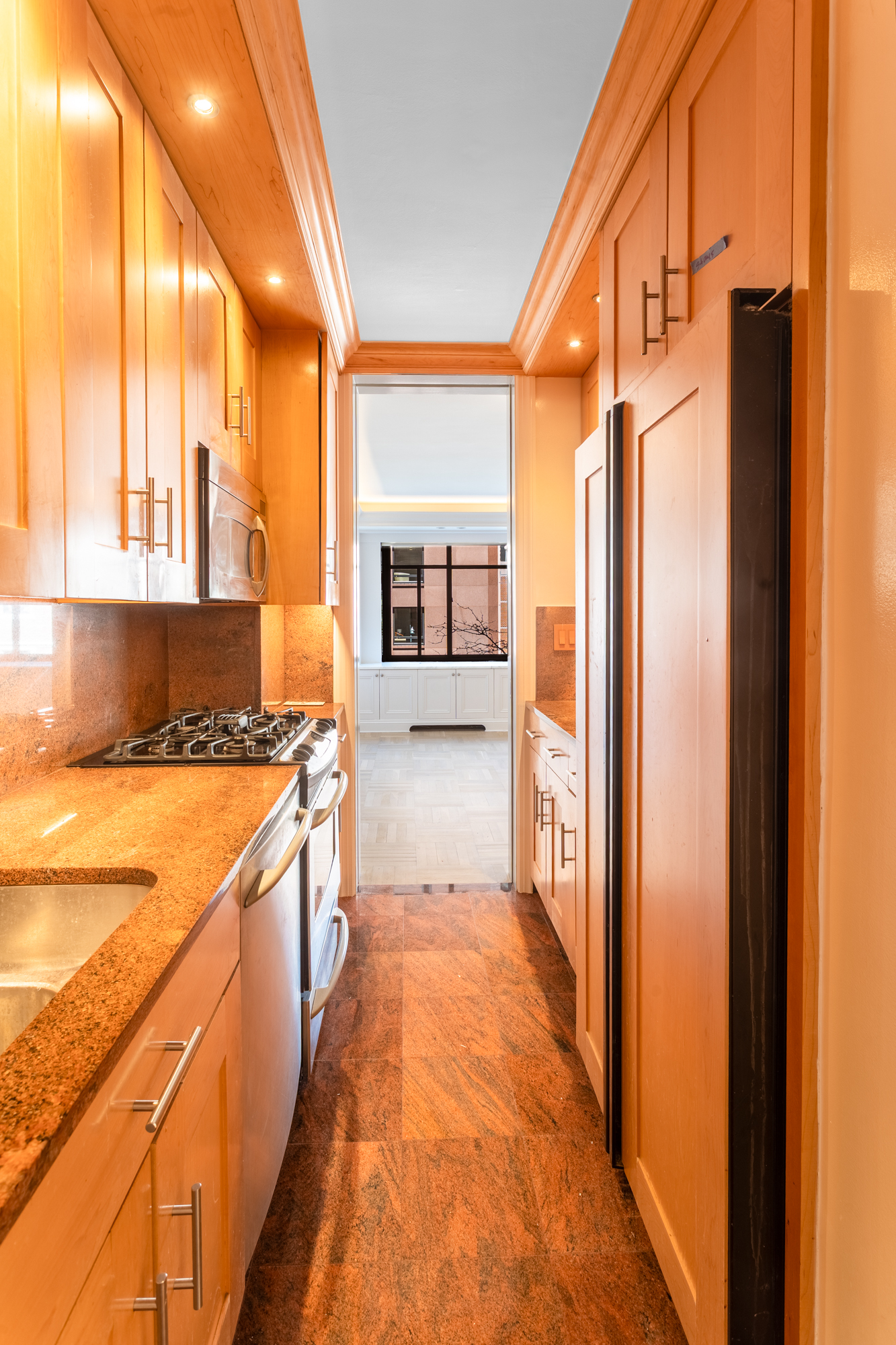 715 Park Avenue, Unit 6D Manhattan, NY 10021 - Photo 7 of 16