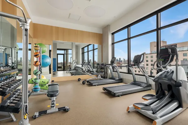 $10,500 | 308 North 7th Street, Unit 7E | Williamsburg