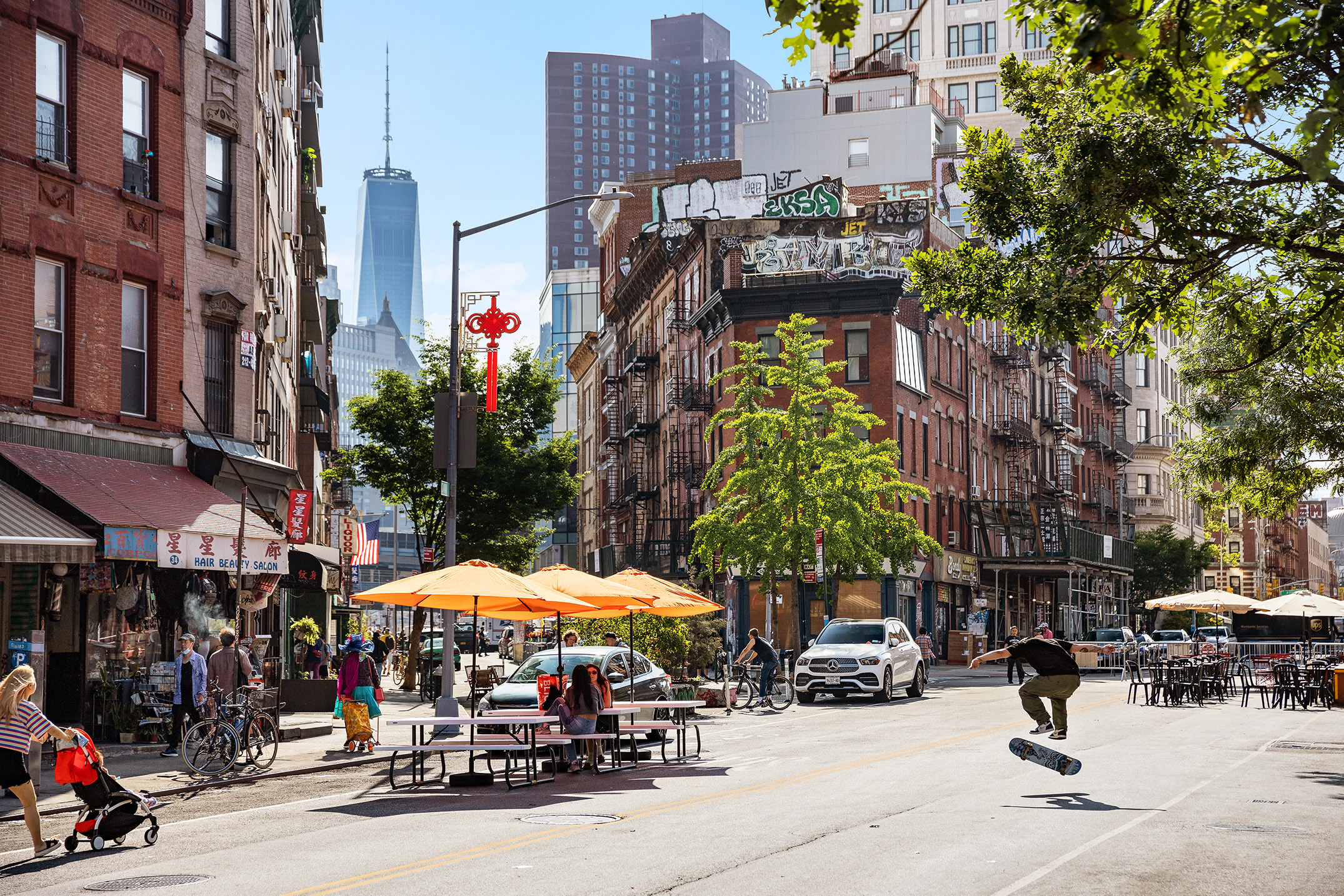175 East Broadway, Unit 6A Manhattan, NY 10002 - Photo 8 of 11 a car parked in front of a store