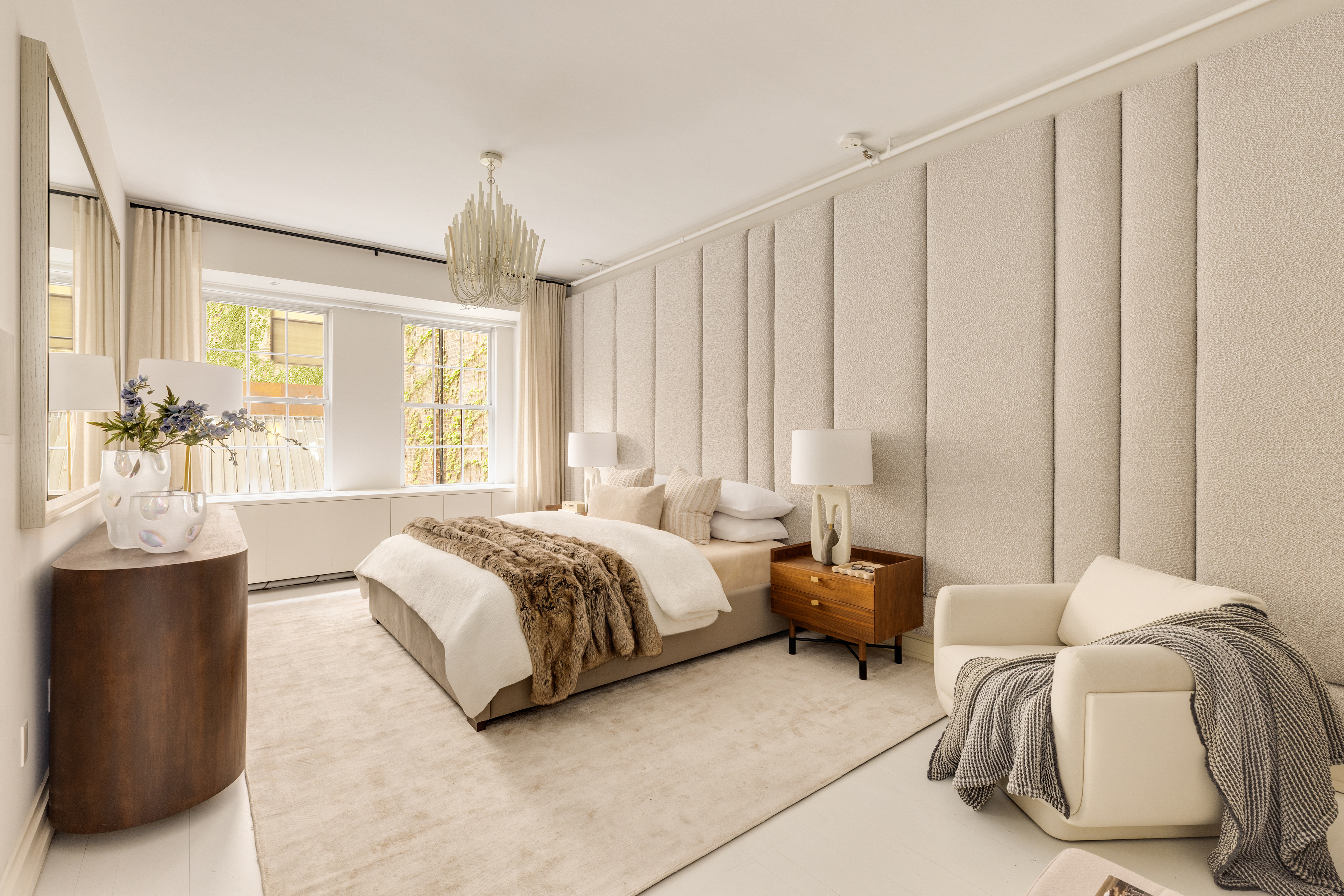 18 Leonard Street, Unit 2D Manhattan, NY 10013 - Photo 13 of 22 a spacious bedroom with a bed and window