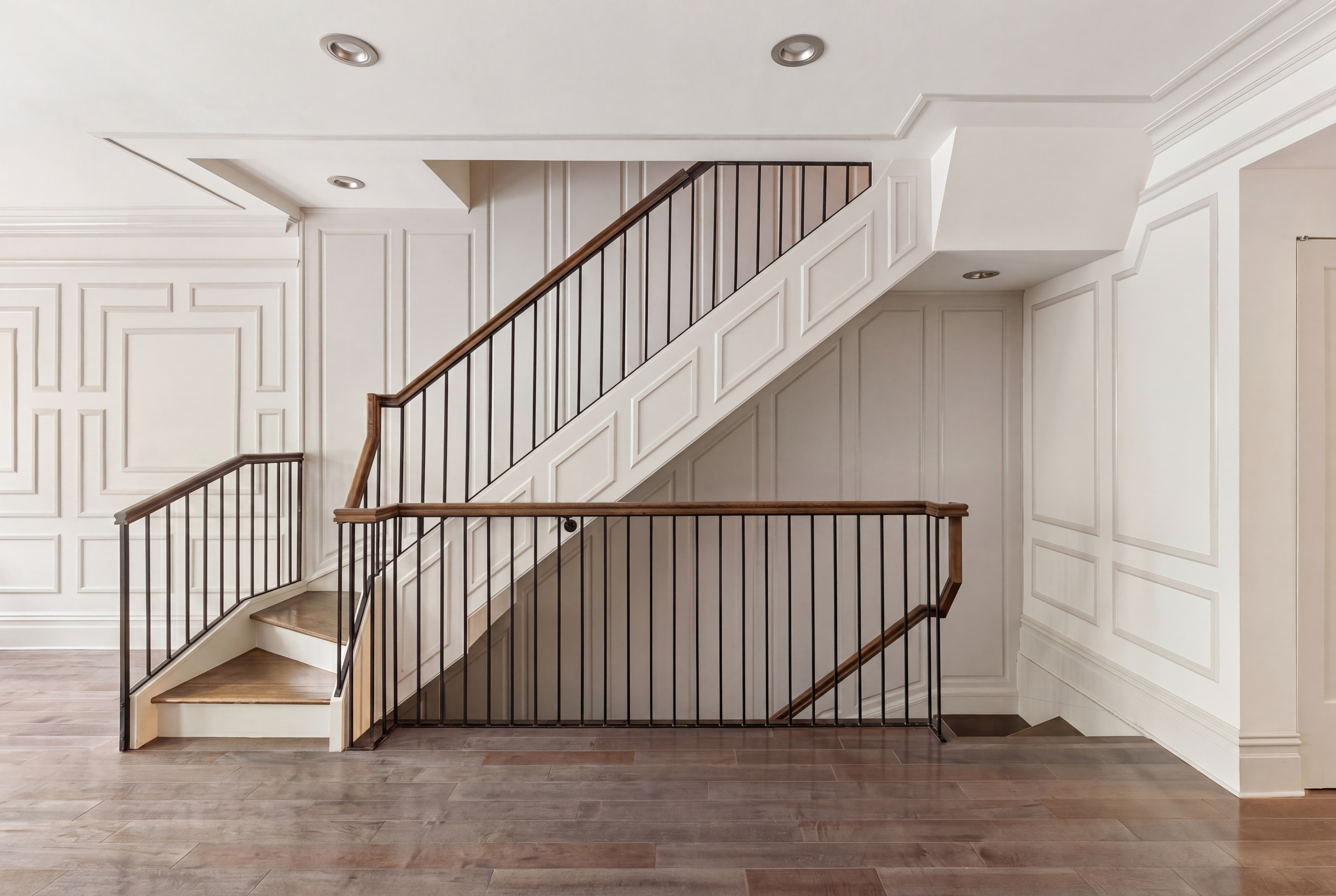 218 East 79th Street Manhattan, NY 10075 - Photo 2 of 11