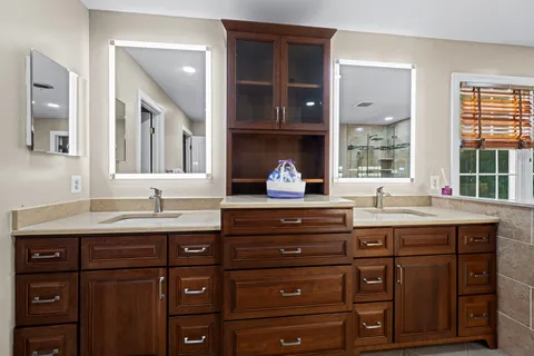 $1,500,000 | Bluegrass Way, Gambrills, MD 21054