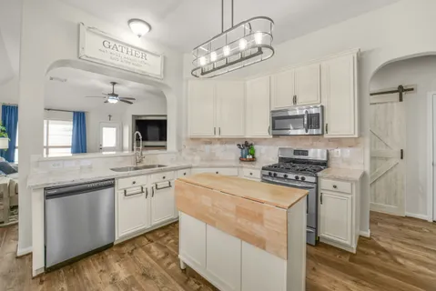 $420,000 | Cloud Peak Drive, Tomball, TX 77377