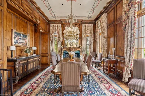 $24,000,000 | 7613 Bay Colony Drive, Naples, FL 34108