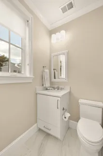 $4,100,000 | 5537 Hawthorne Place Northwest, Washington, DC 20016