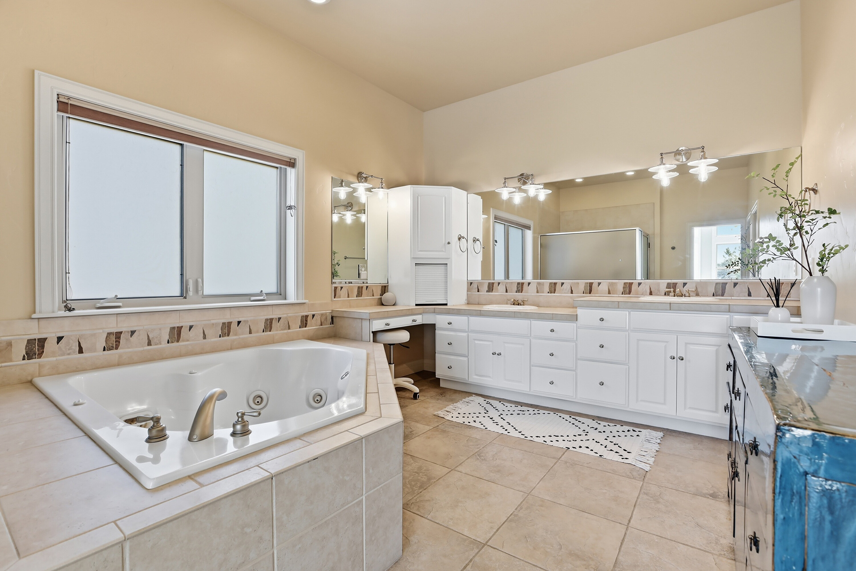 714 Skywalker Point Lafayette, CO 80026 - Photo 20 of 48