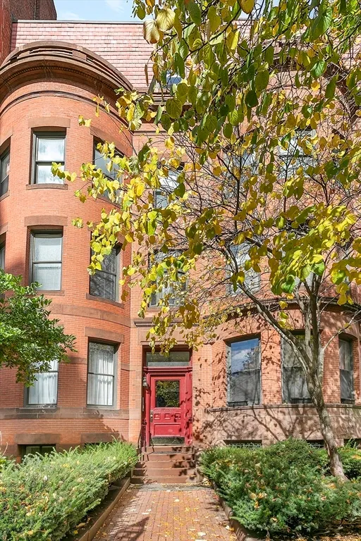 $4,650 | 403 Marlborough Street, Unit 4, Boston, MA 02115
