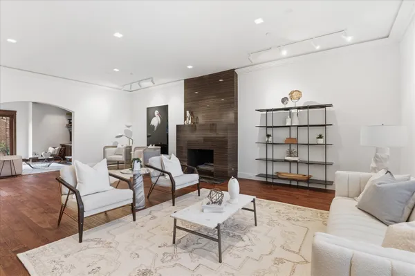$3,125,000 | 761 10th Street Southeast, Washington, DC 20003