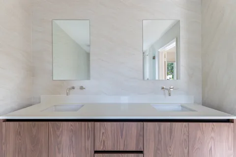 $3,999,900 | 2850 Sheridan Avenue, Miami Beach, FL 33140