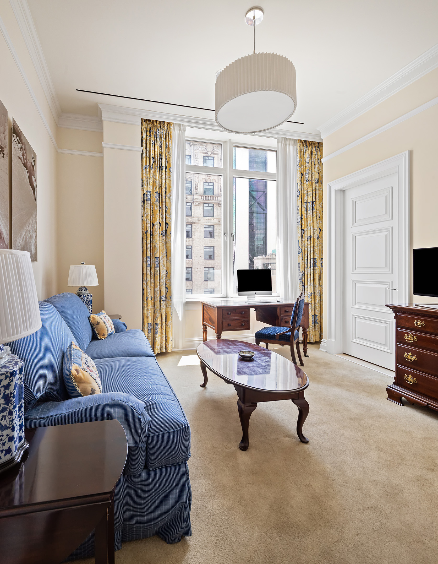 100 Central Park South, Unit PH Manhattan, NY 10019 - Photo 18 of 22