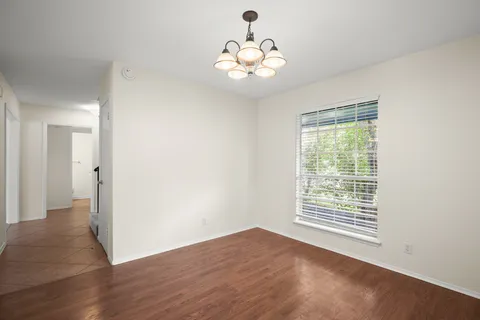 $475,000 | 11709 Sterlinghill Drive, Austin, TX 78758