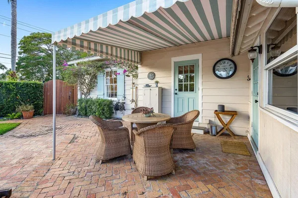 $2,400,000 | 521 North Swinton Avenue, Delray Beach, FL 33444