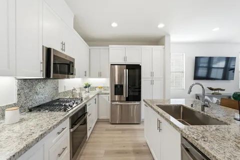$1,100,000 | 5024 Rexton Drive, Camarillo, CA 93012