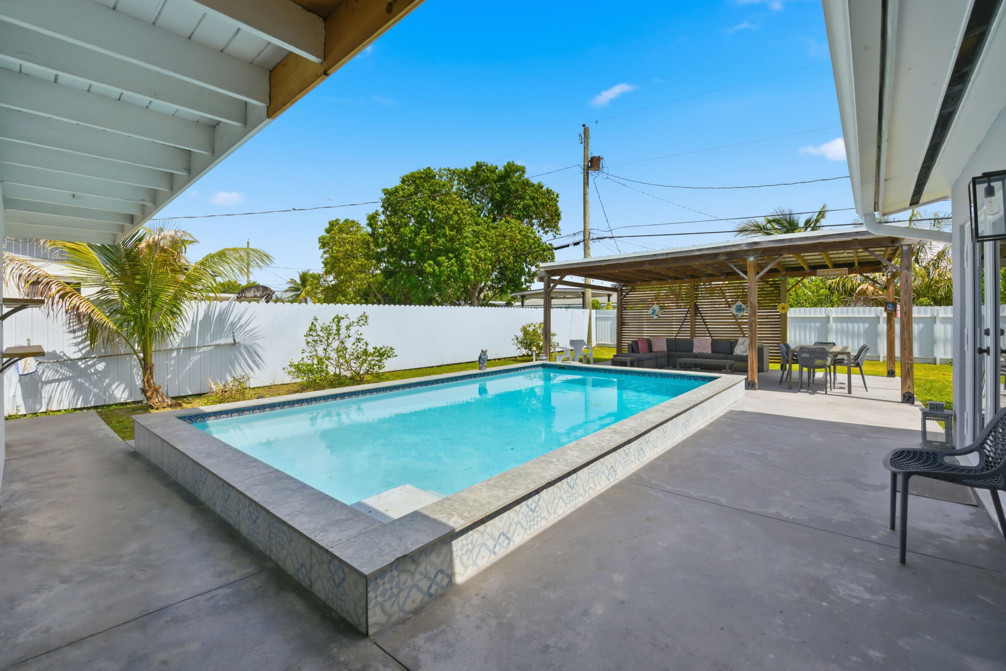 9955 Southwest 215th Street Miami, FL 33189 - Photo 2 of 16