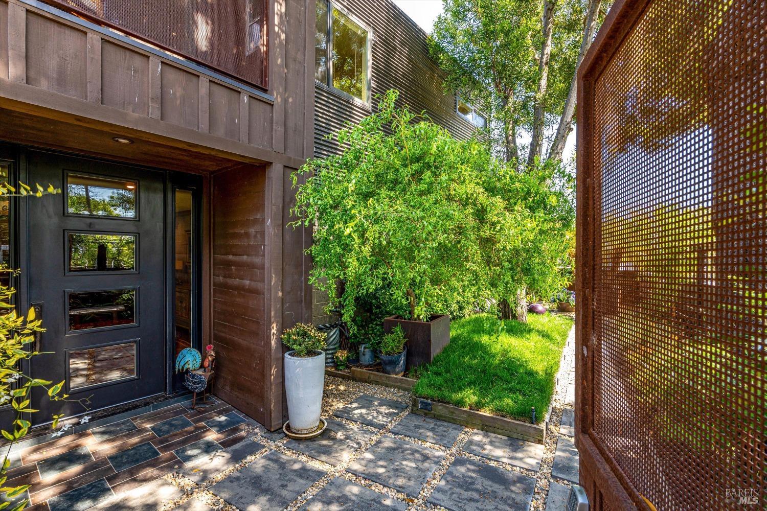 1364 Milton Road Napa, CA 94559 - Photo 4 of 45