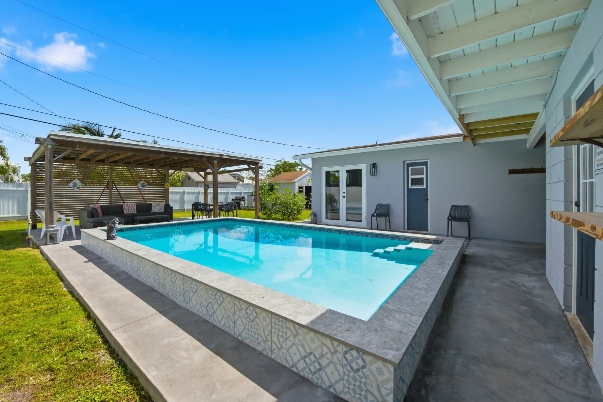 9955 Southwest 215th Street Miami, FL 33189 - Photo 4 of 16