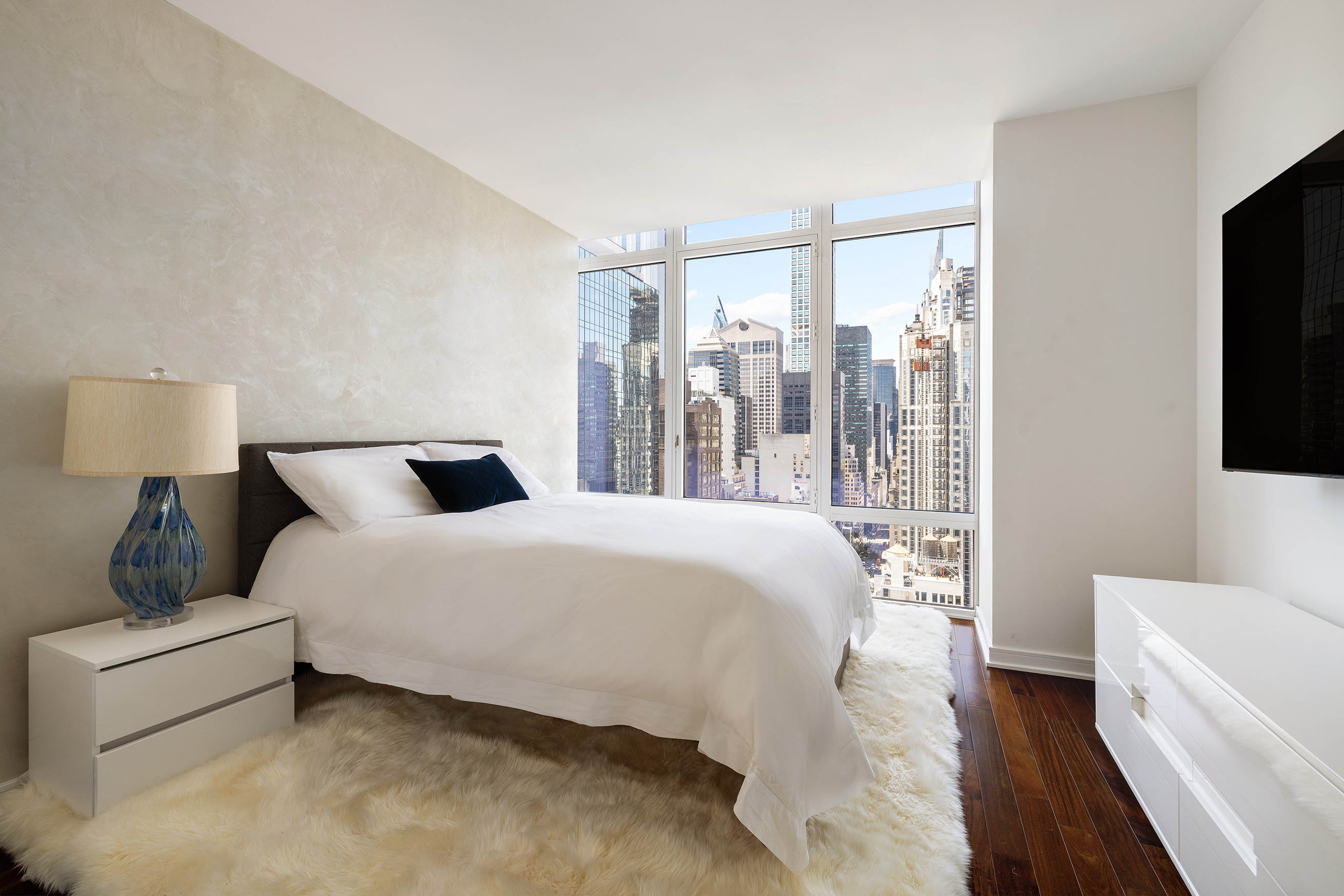207 East 57th Street, Unit 30A Manhattan, NY 10022 - Photo 9 of 12 Gallery Image 9