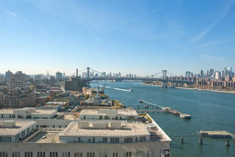 $3,625,000 | 2 Northside Piers, Unit 6J | Williamsburg