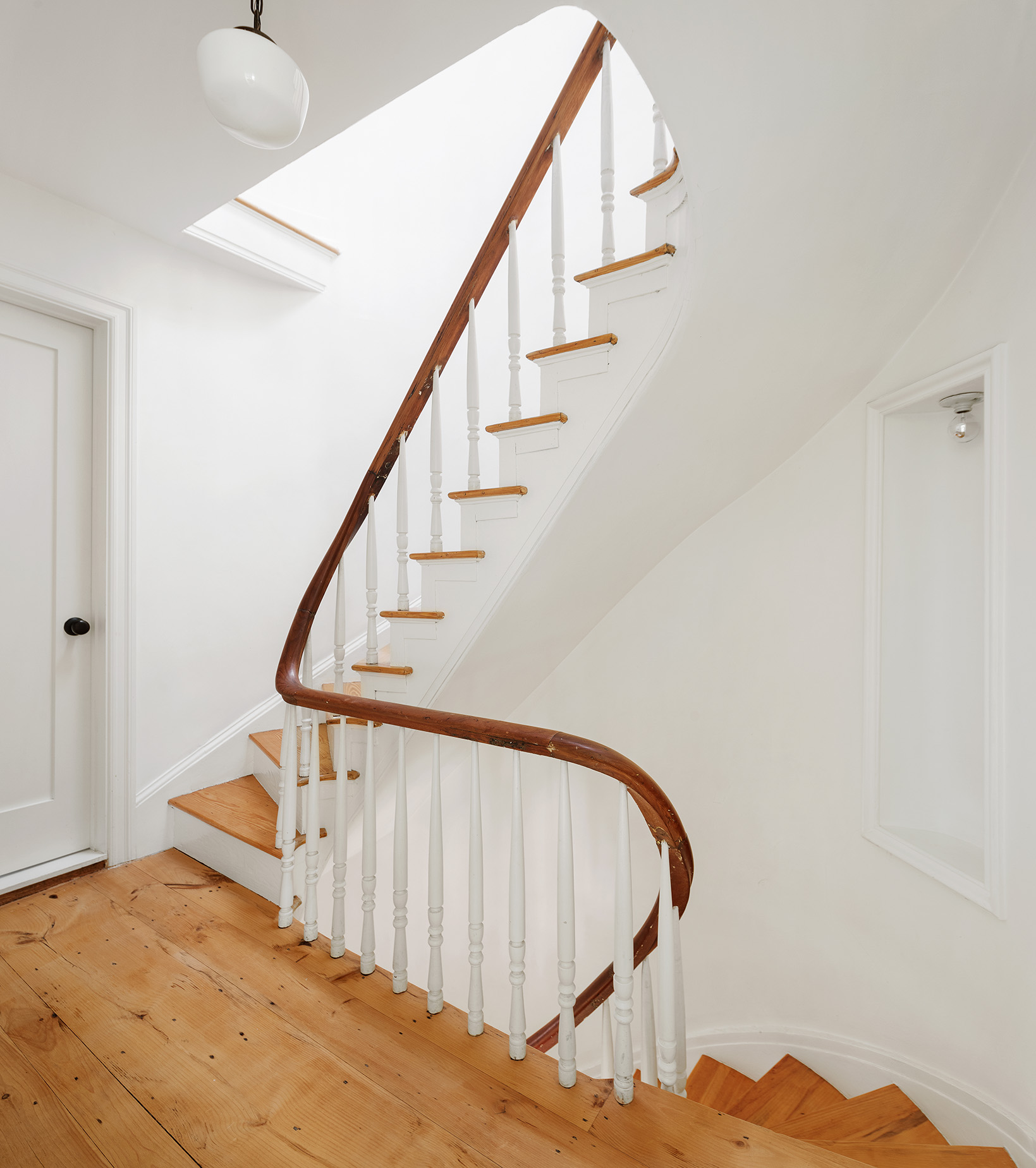 246 Bergen Street Brooklyn, NY 11217 - Photo 15 of 20 a view of entryway