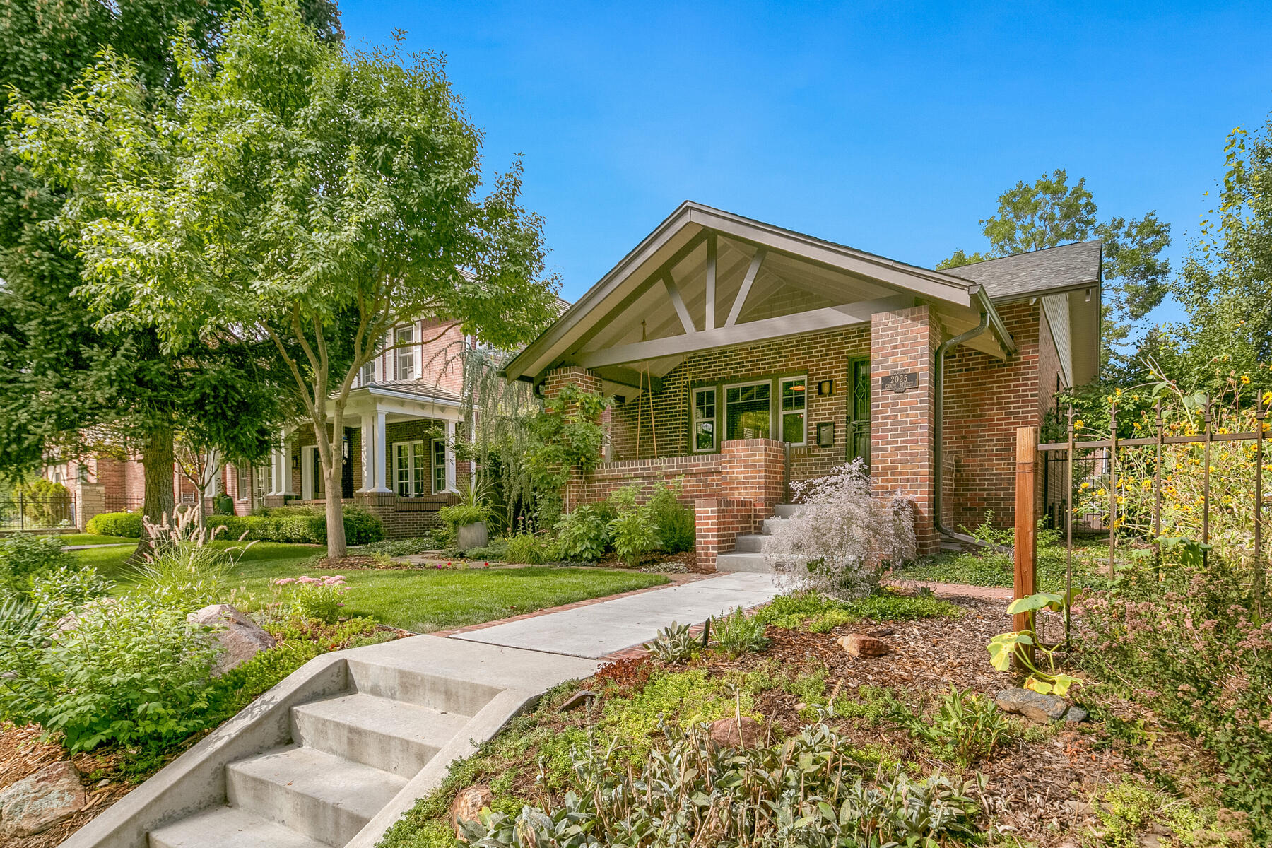 2025 Grape Street Denver, CO 80207 - Photo 2 of 23