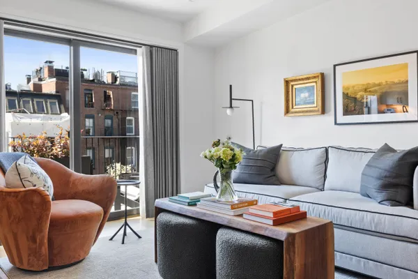 $1,375,000 | 130 West Newton Street, Unit 3, Boston, MA 02118