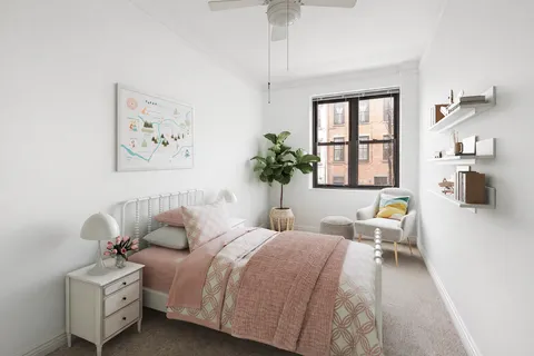 $1,300,000 | 235 Lincoln Place, Unit 2E | Park Slope