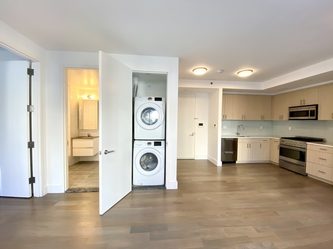 52 Convent Avenue, Unit 1B Manhattan, NY 10027 - Photo 2 of 17