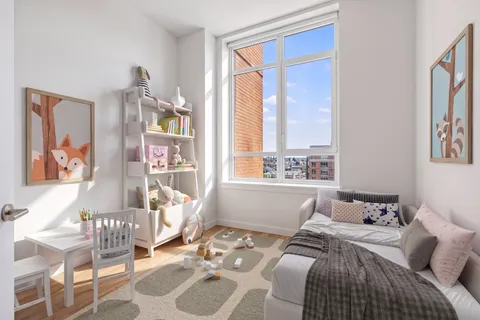 $2,290,000 | 20 Bayard Street, Unit 12A | Williamsburg