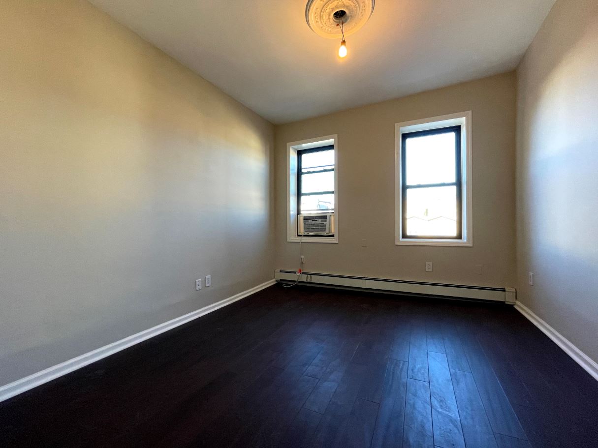 350 Irving Avenue, Unit 3F Brooklyn, NY 11237 - Photo 7 of 10