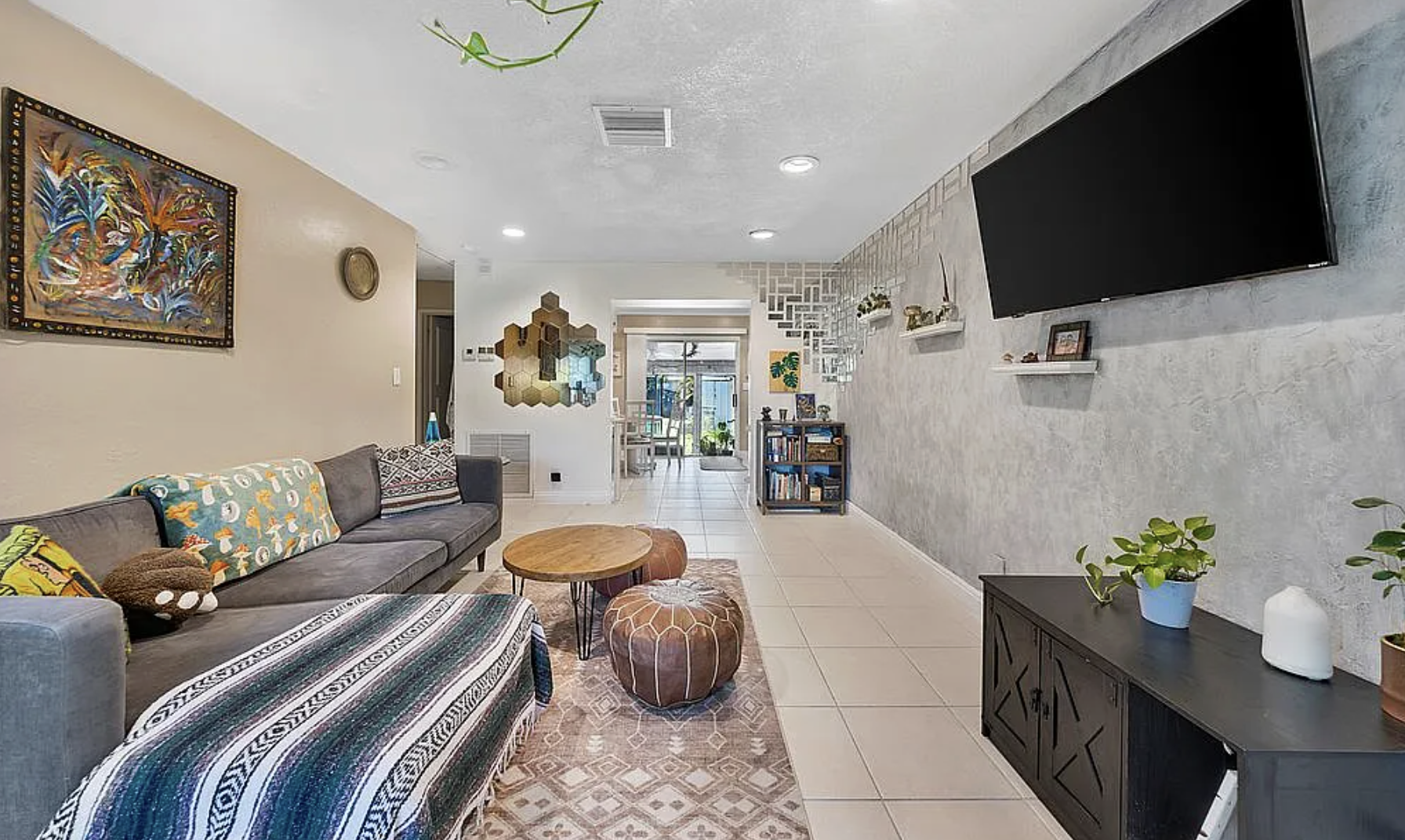 2326 Harding Street Hollywood, FL 33020 - Photo 6 of 10