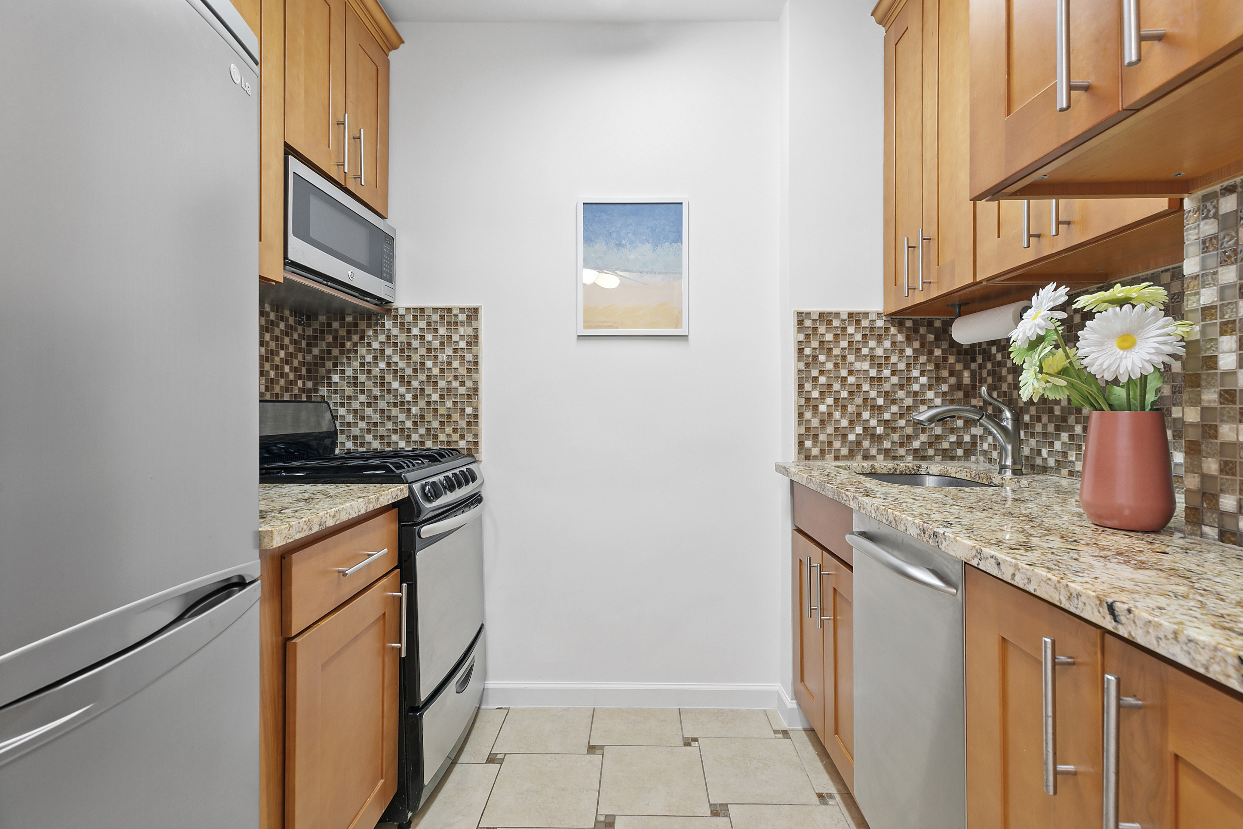 301 East 22nd Street, Unit 10B Manhattan, NY 10010 - Photo 4 of 8