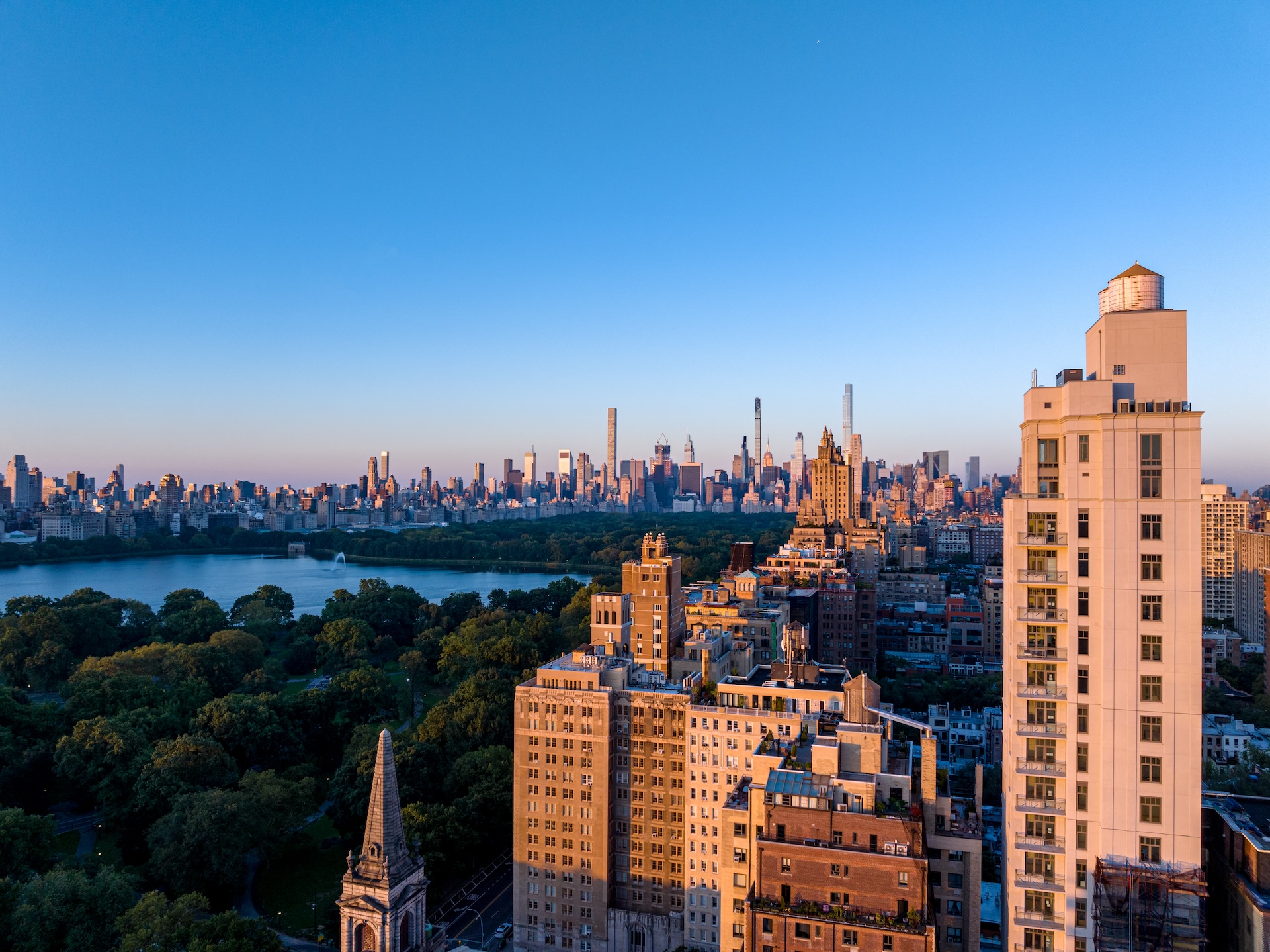 15 West 96th Street, Unit 19 Manhattan, NY 10025 - Photo 16 of 17 a view of a city with tall buildings