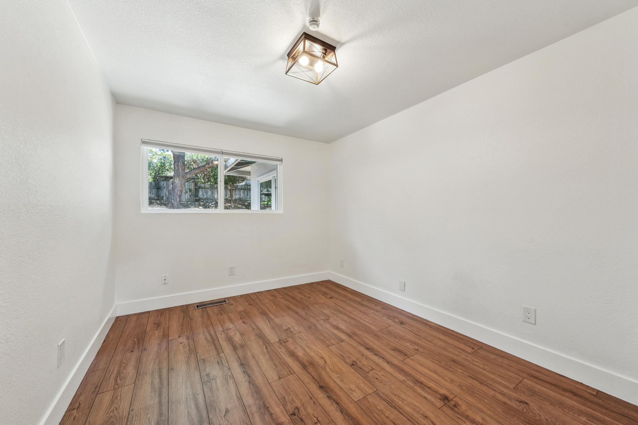 17584 Middlefield Road Sonoma, CA 95476 - Photo 18 of 23