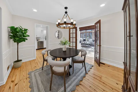 $1,350,000 | 6813 Winterberry Lane, Bethesda, MD 20817