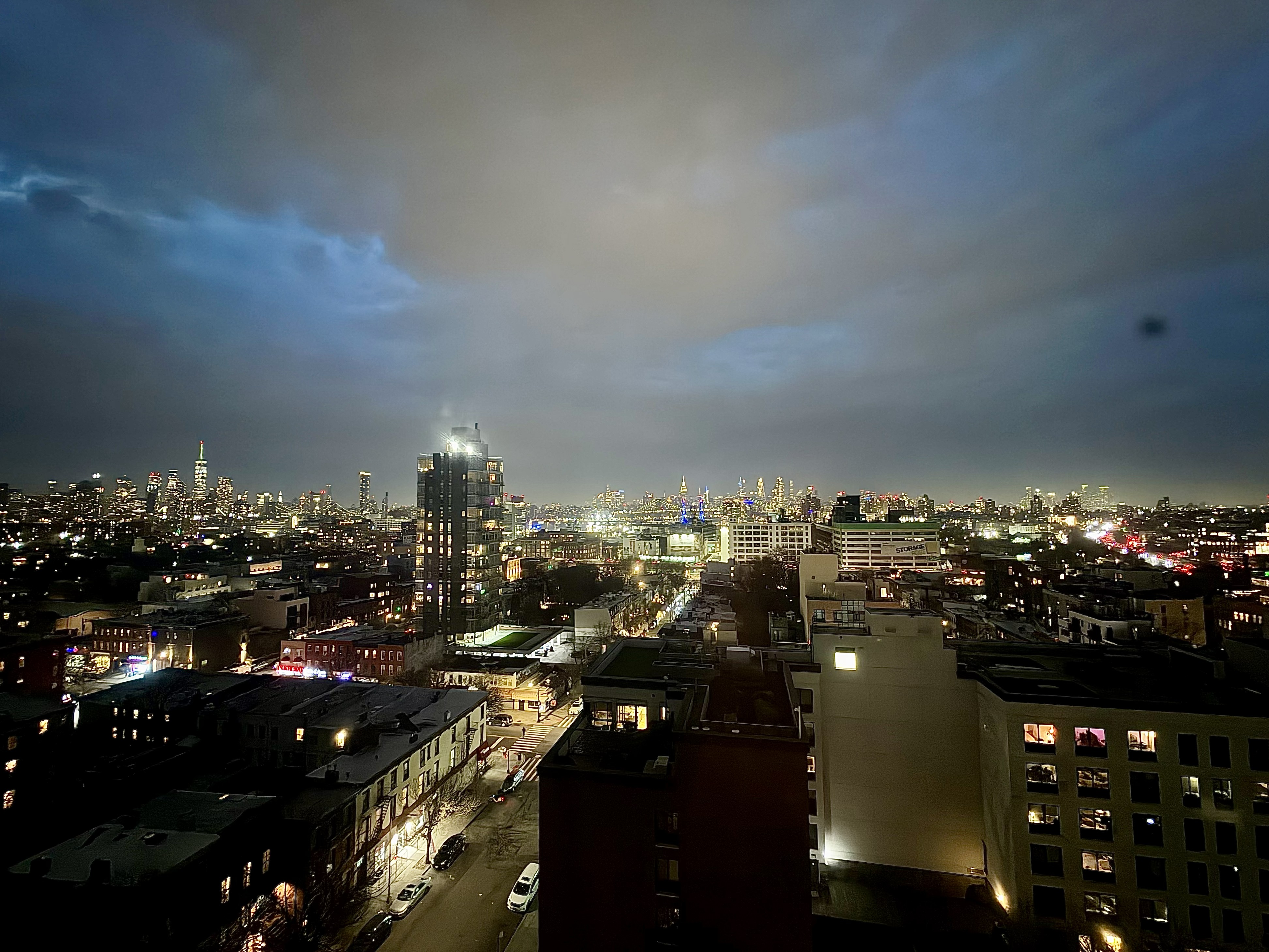 185 Hall Street, Unit 1514 Brooklyn, NY 11205 - Photo 8 of 13 a view of a city
