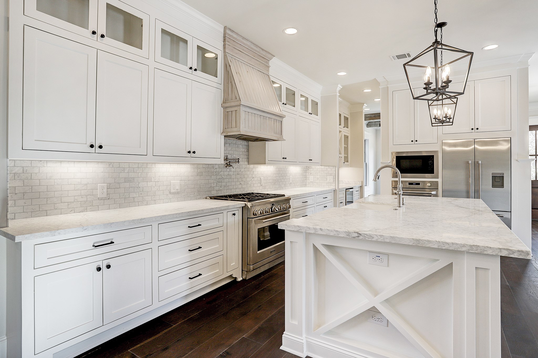 1901 Bradshaw Street Houston, TX 77008 - Photo 5 of 29