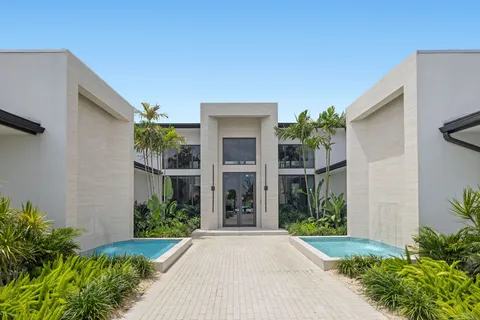 $5,985,000 | 14910 Southwest 16th Court, Davie, FL 33325
