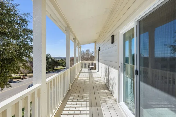 $1,425,000 | 6659 Whitemarsh Valley Walk, Austin, TX 78746