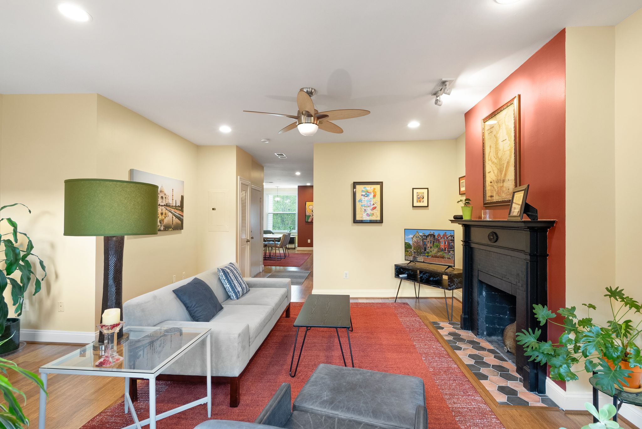 1335 Harvard Street Northwest, Unit PH2 Washington, DC 20009 - Photo 6 of 35