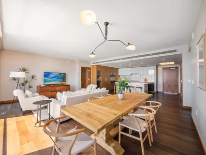 $3,495,000 | 1555 Kapiolani Boulevard, Unit 2002, Honolulu, HI 96814