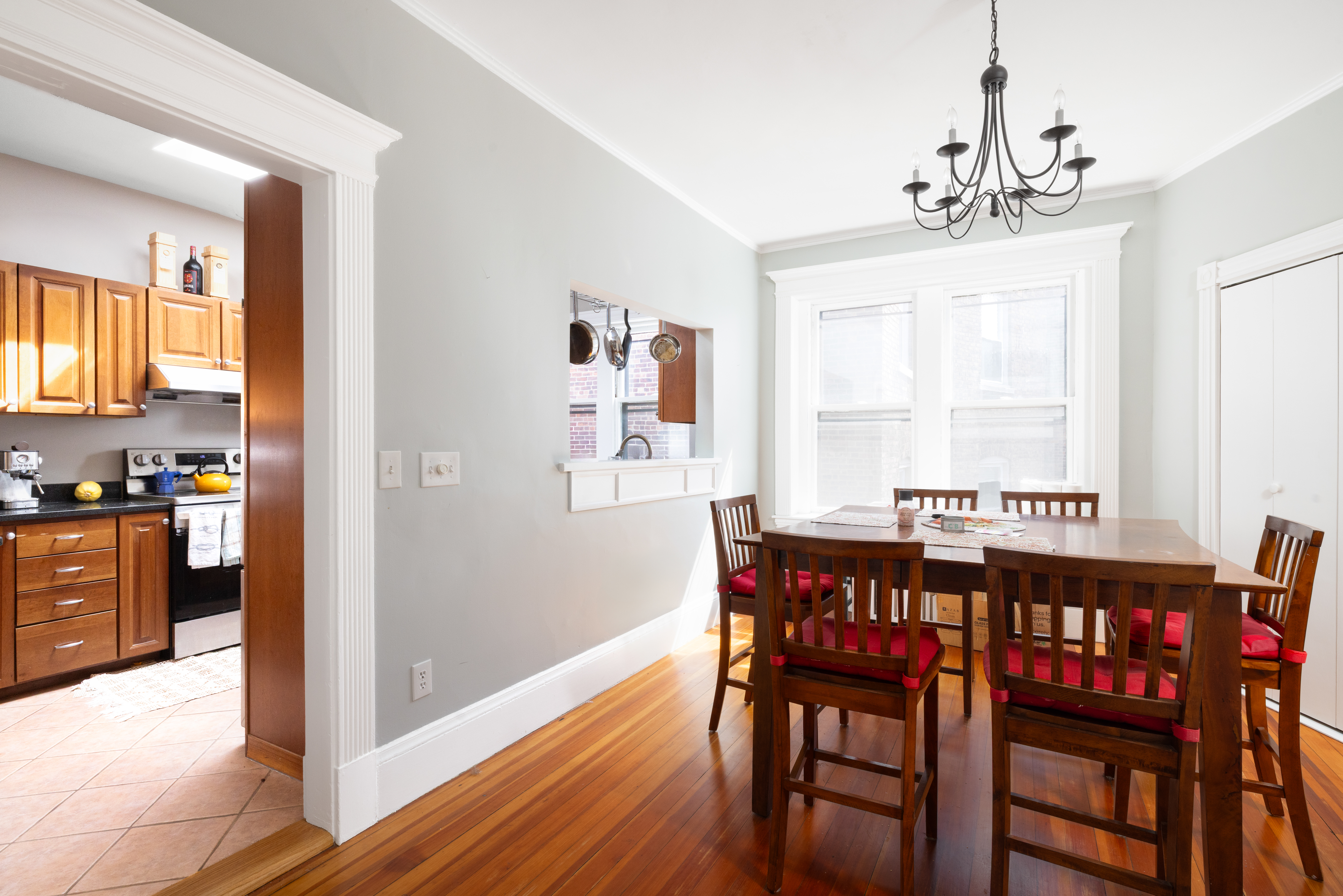 16 Garrison Road, Unit 5 Brookline, MA 02445 - Photo 2 of 5