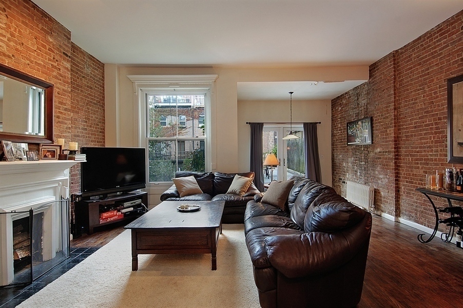 131 West 77th Street, Unit 2 Manhattan, NY 10024 - Photo 2 of 6