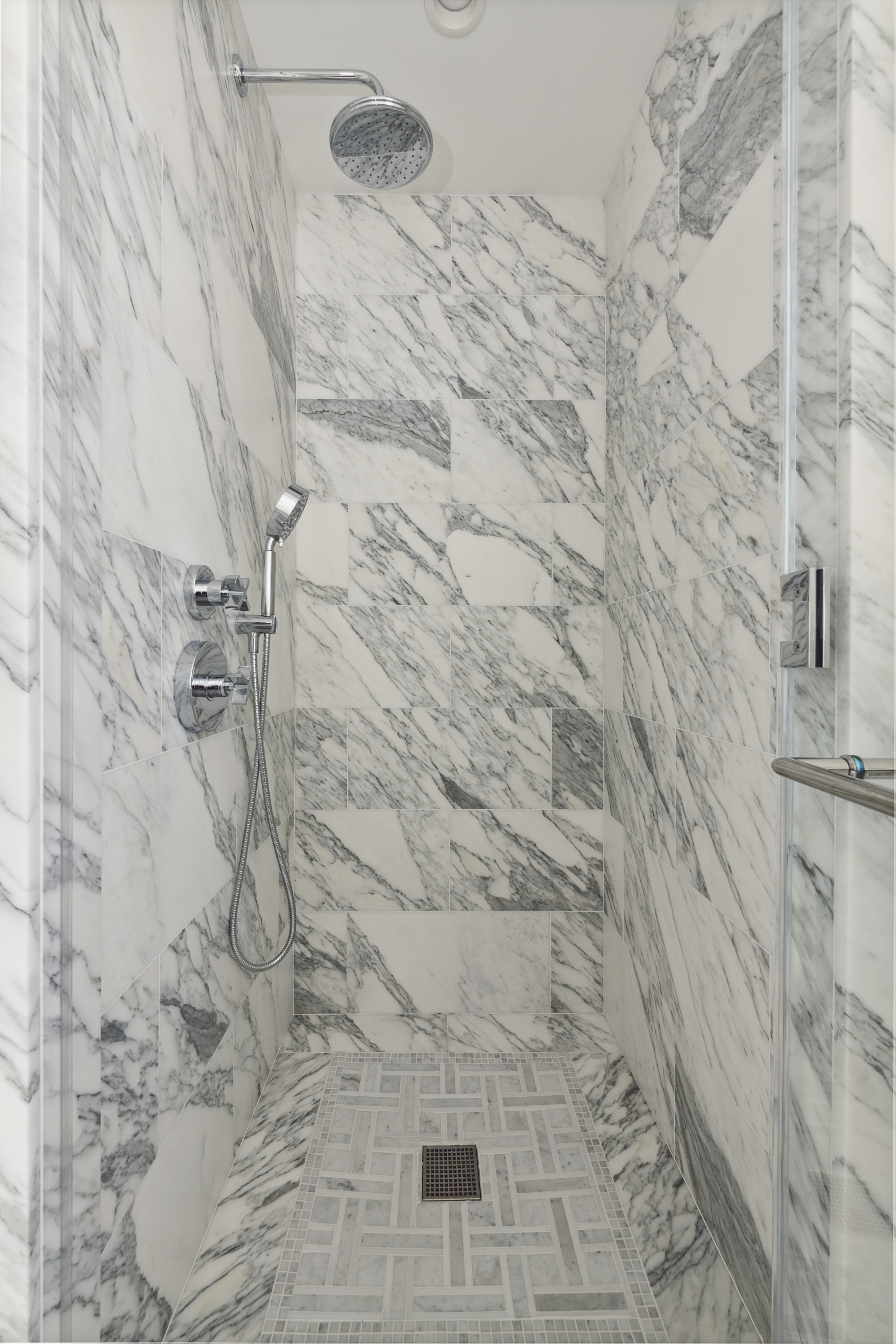 100 Claremont Avenue, Unit 10D Manhattan, NY 10027 - Photo 9 of 11 a bathroom with a shower