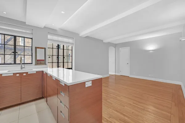 $725,000 | 333 East 43rd Street, Unit 705 | Midtown East