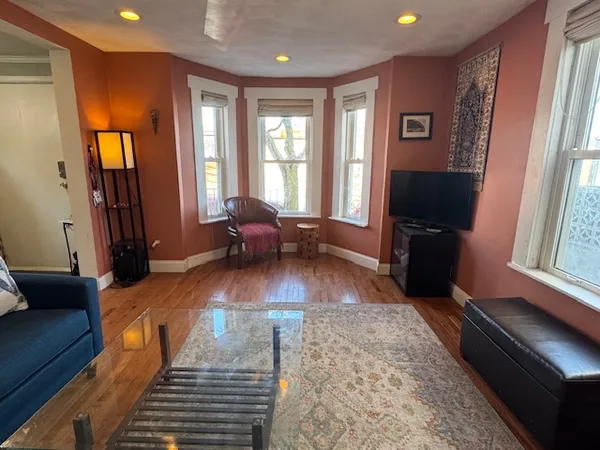 $925,000 | 39 Alston Street, Somerville, MA 02143